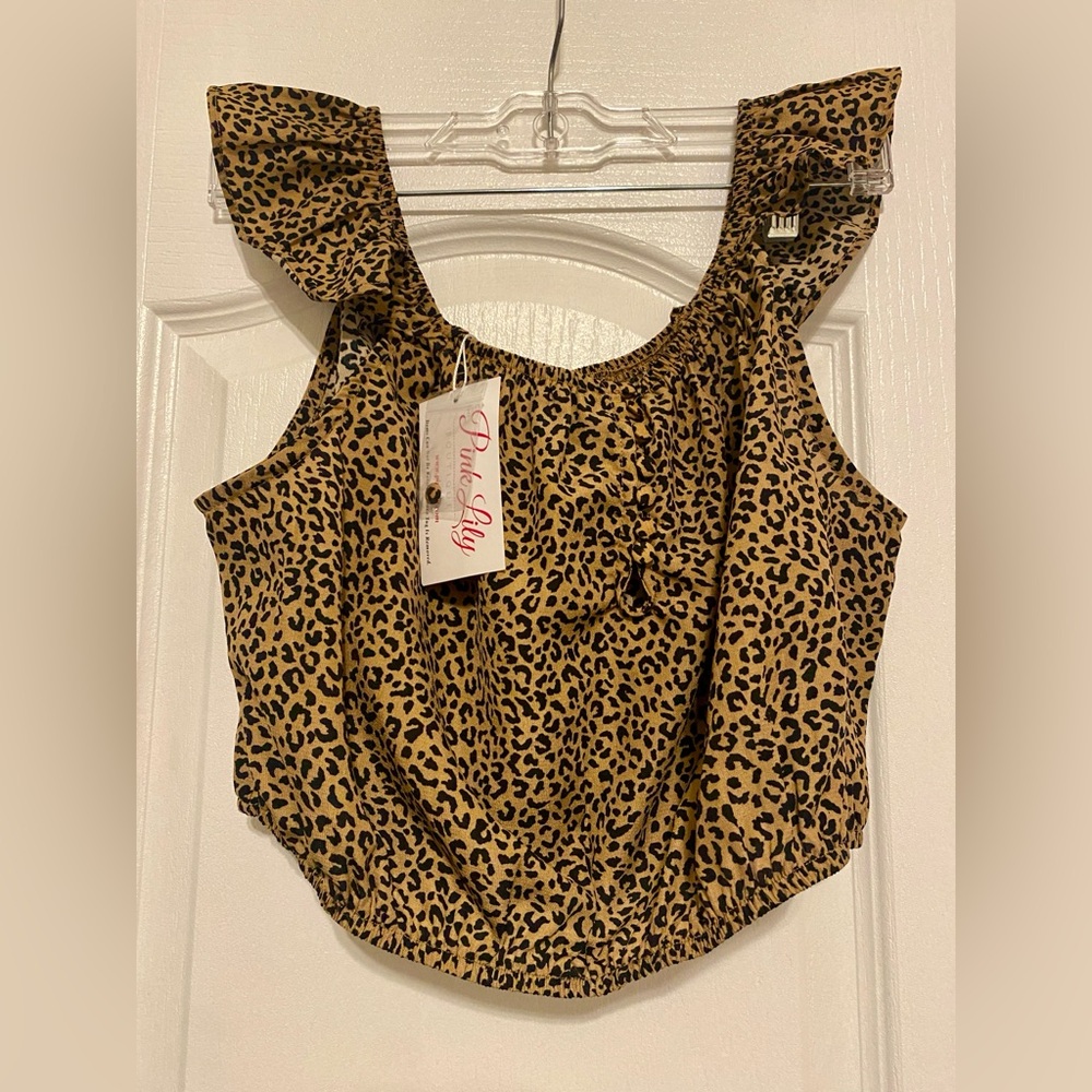 Pink Lily Leopard Print Women's Top